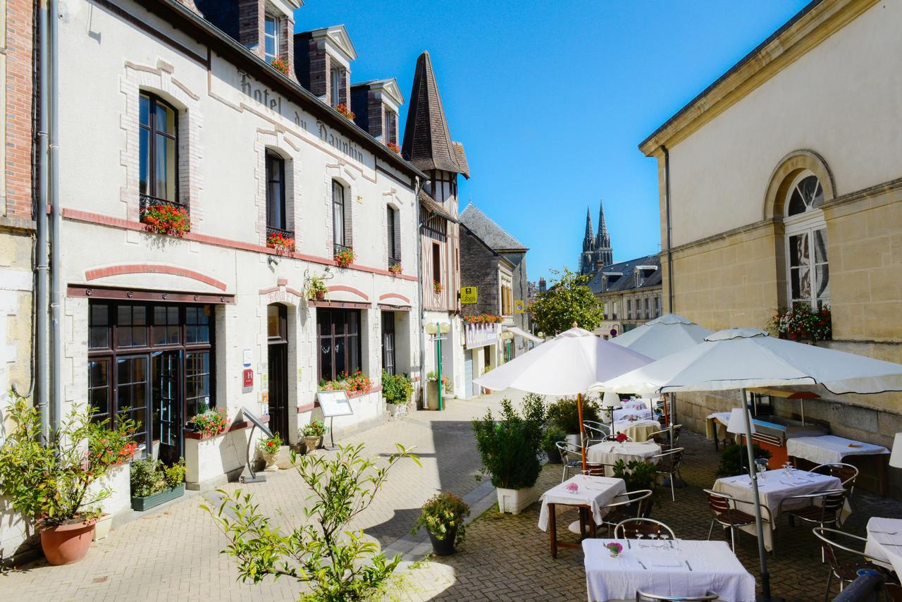 Logis Hotel Et Restaurant Du Dauphin Се Екстер'єр фото